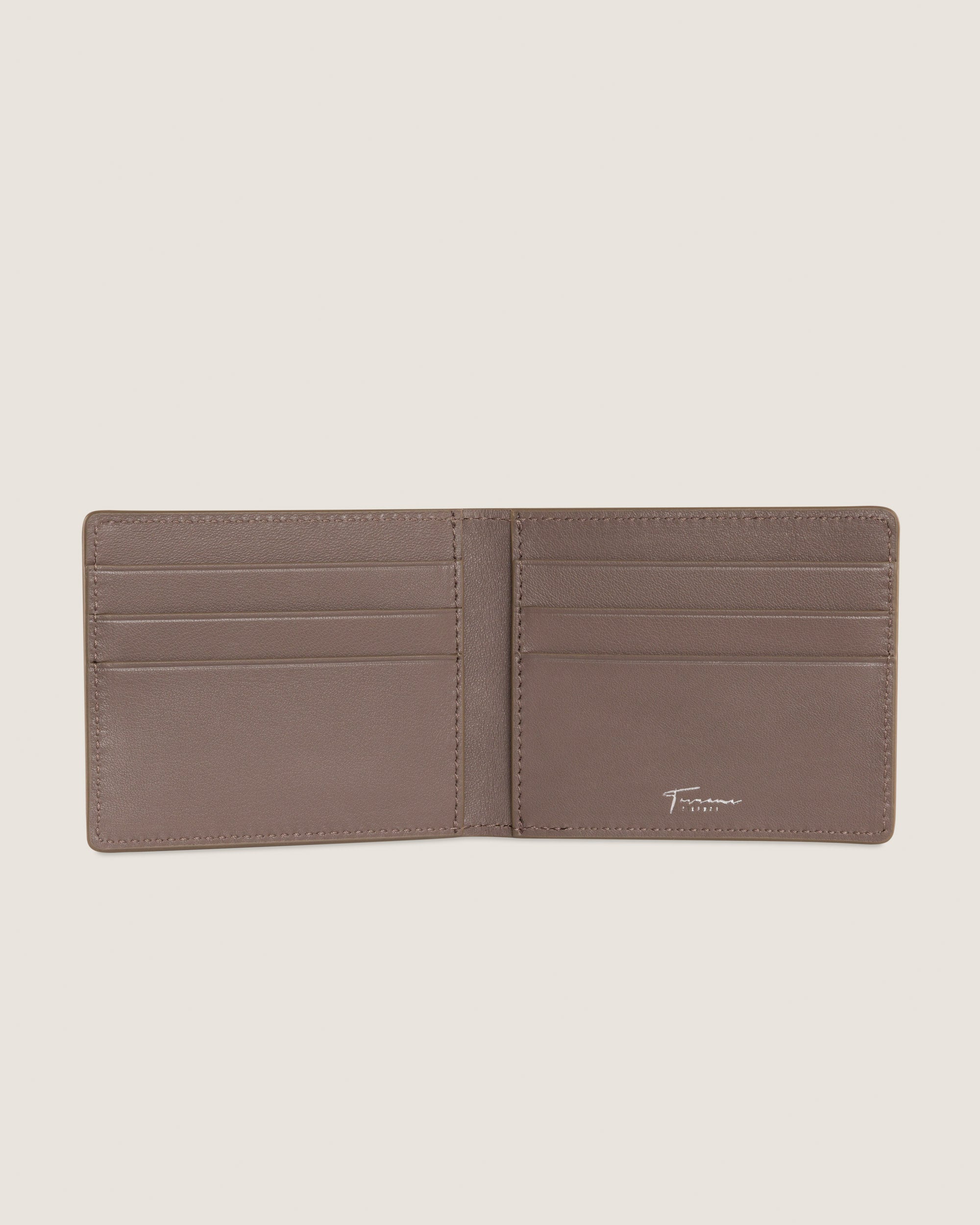 CLASSIC BI-FOLD WALLET